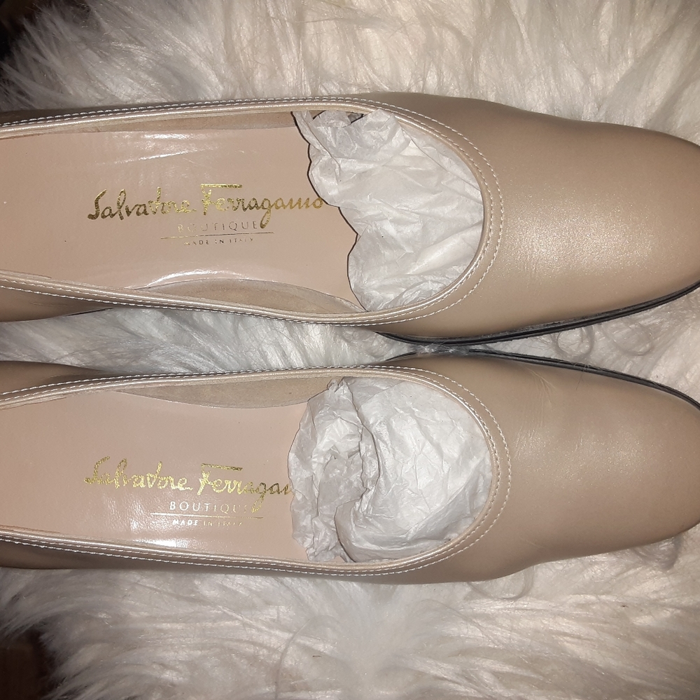 Ferragamo - Picture 5 of 5